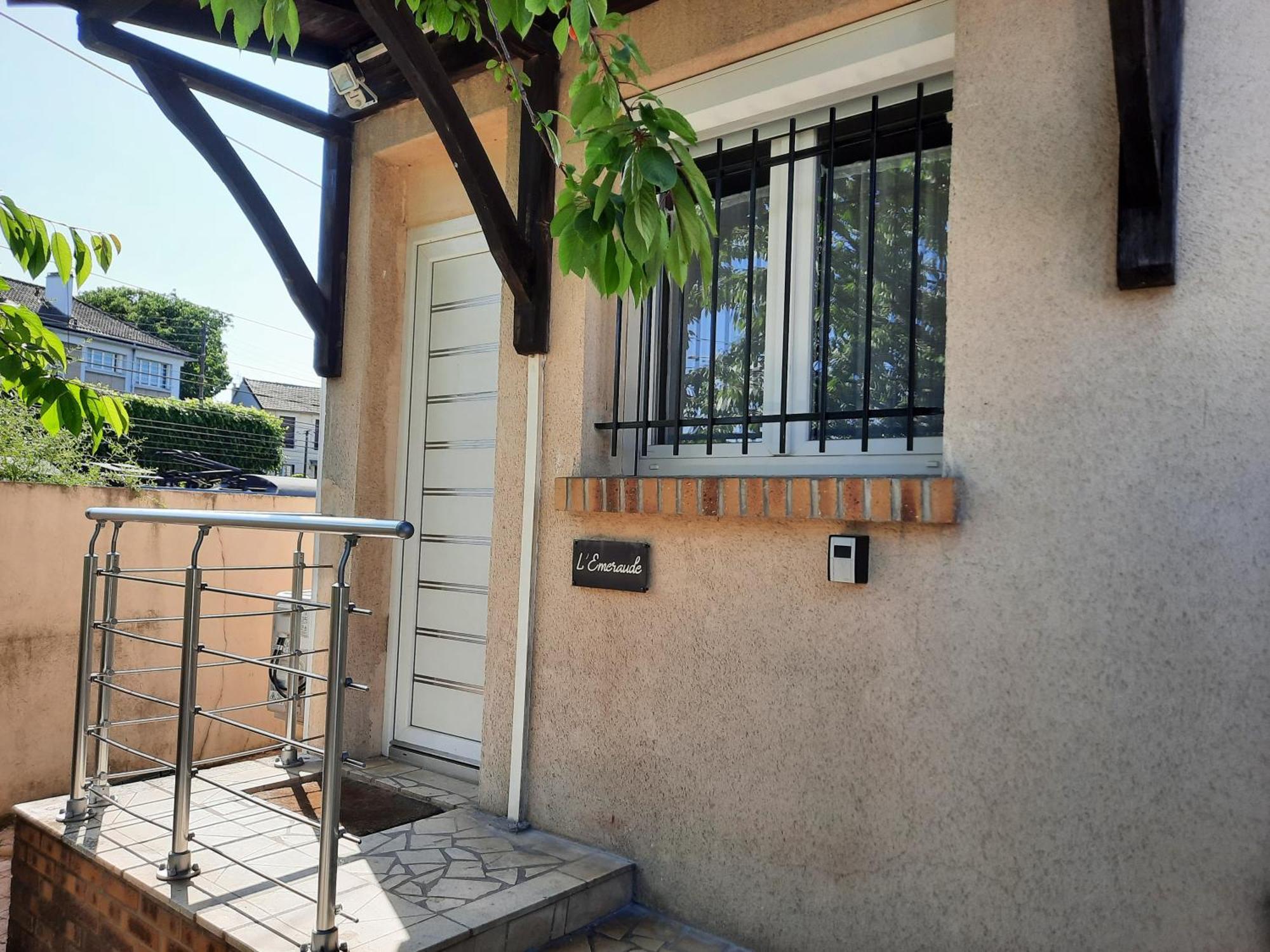 Alloappartmeuble_L'Emeraude Houilles Exterior foto